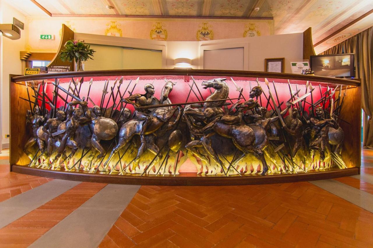 Hotel Parco Borromeo - Monza Brianza Cesano Maderno Buitenkant foto