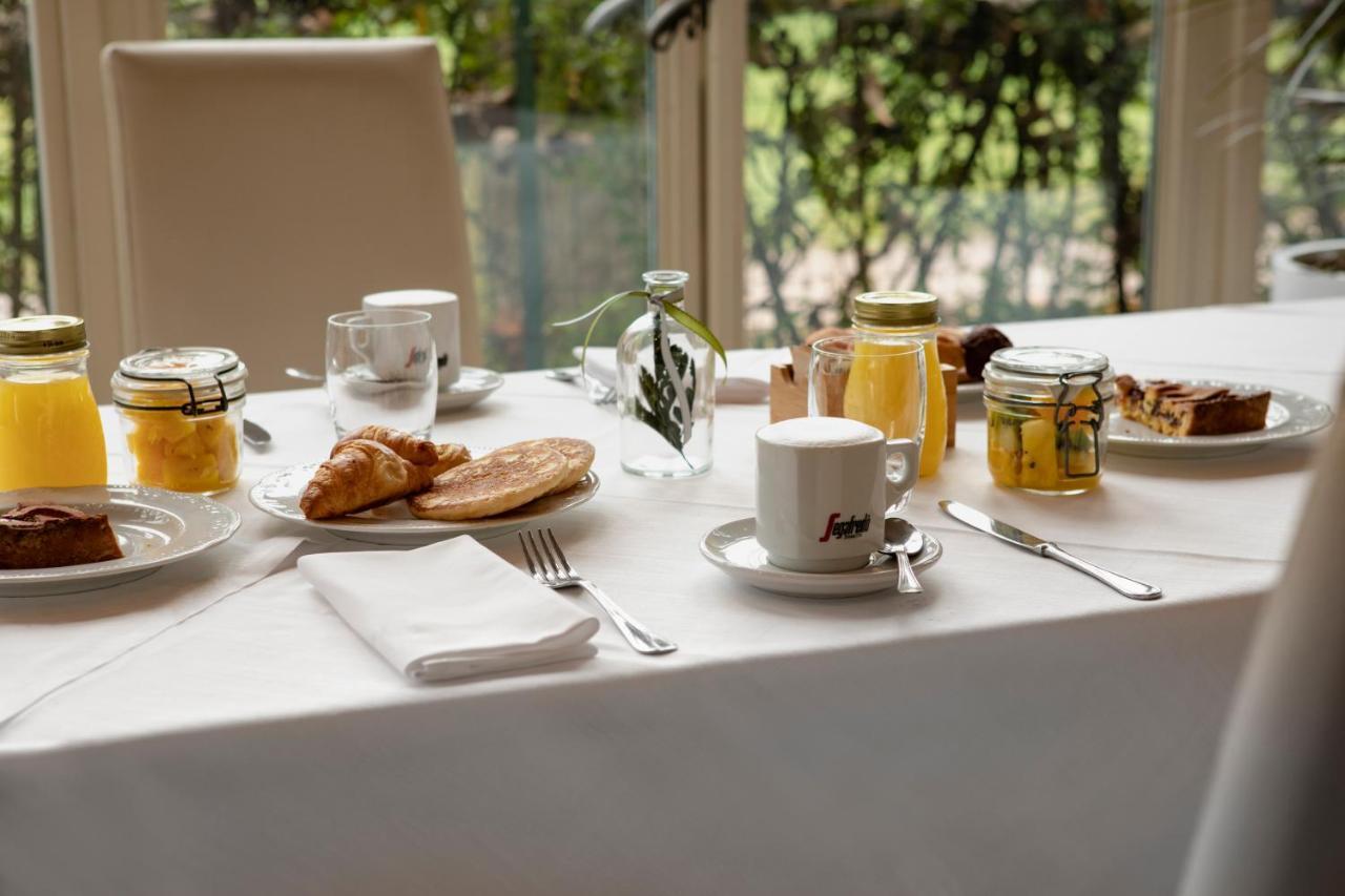 Hotel Parco Borromeo - Monza Brianza Cesano Maderno Buitenkant foto