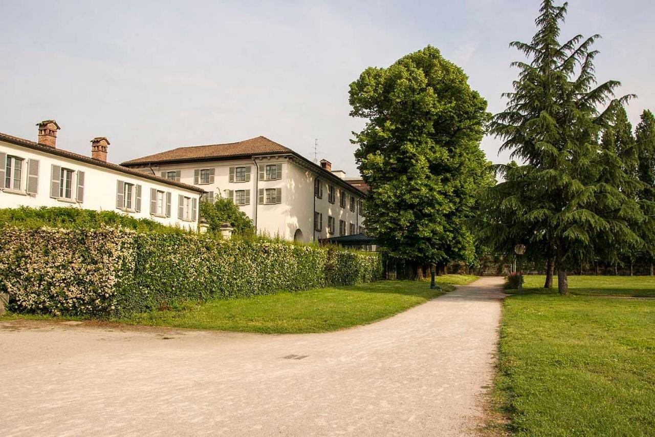 Hotel Parco Borromeo - Monza Brianza Cesano Maderno Buitenkant foto