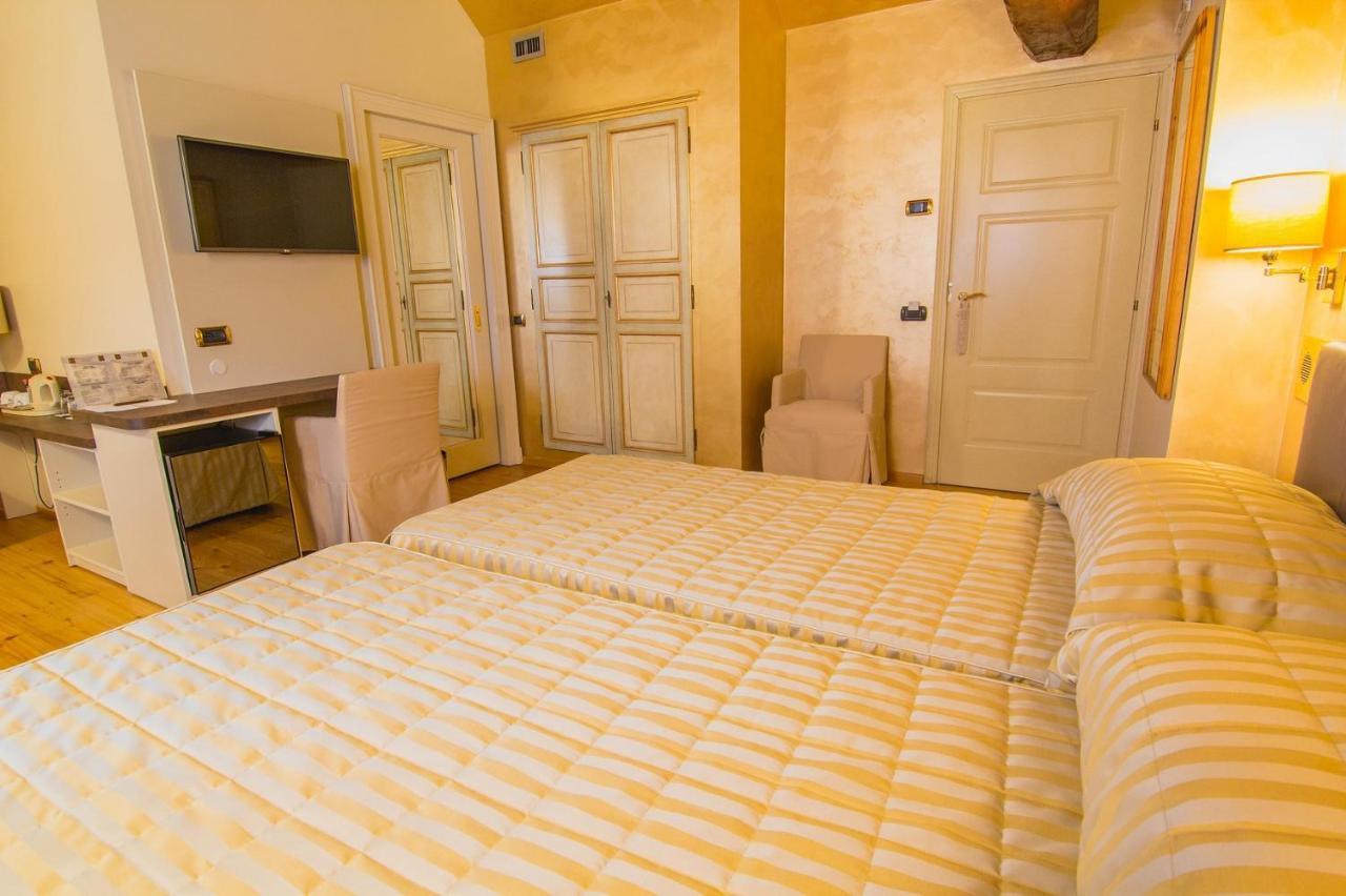 Hotel Parco Borromeo - Monza Brianza Cesano Maderno Buitenkant foto
