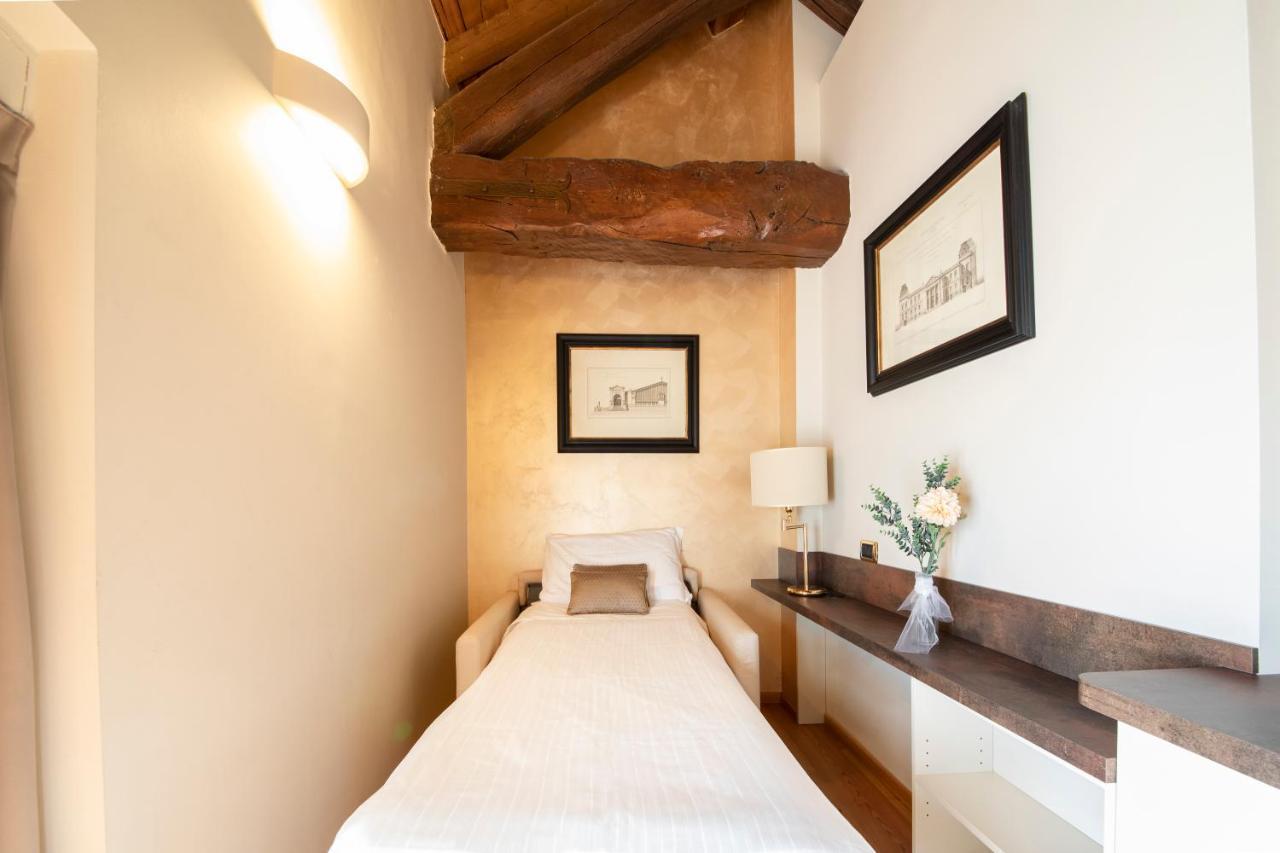 Hotel Parco Borromeo - Monza Brianza Cesano Maderno Buitenkant foto