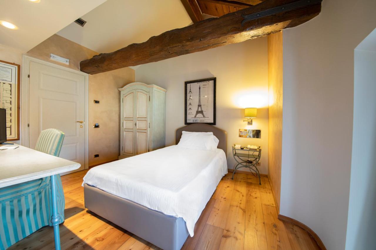 Hotel Parco Borromeo - Monza Brianza Cesano Maderno Buitenkant foto