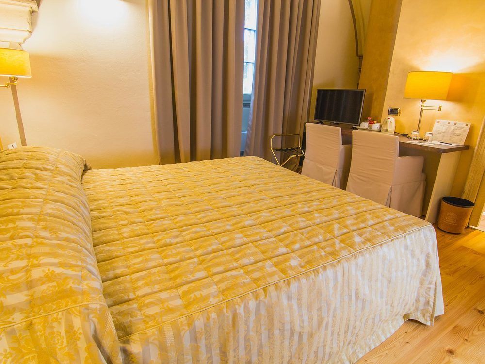 Hotel Parco Borromeo - Monza Brianza Cesano Maderno Buitenkant foto
